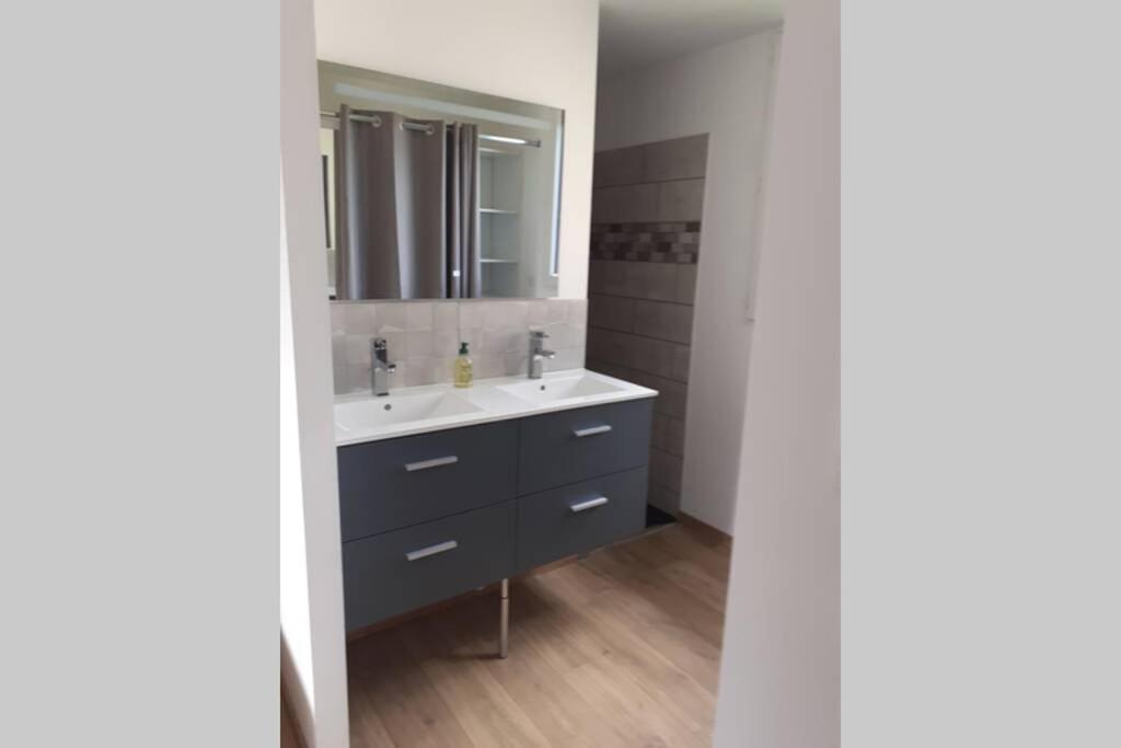 le 18 avenue du côteau 2/3 personnes tout confort Charmes (Vosges) Exterior foto